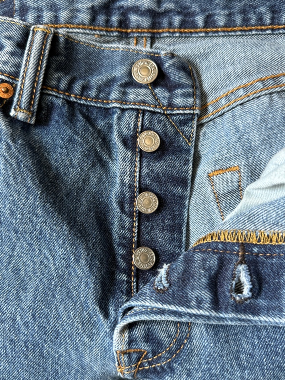 Levi's 501 Dark Blue Denim Jeans - Picture 4 of 5